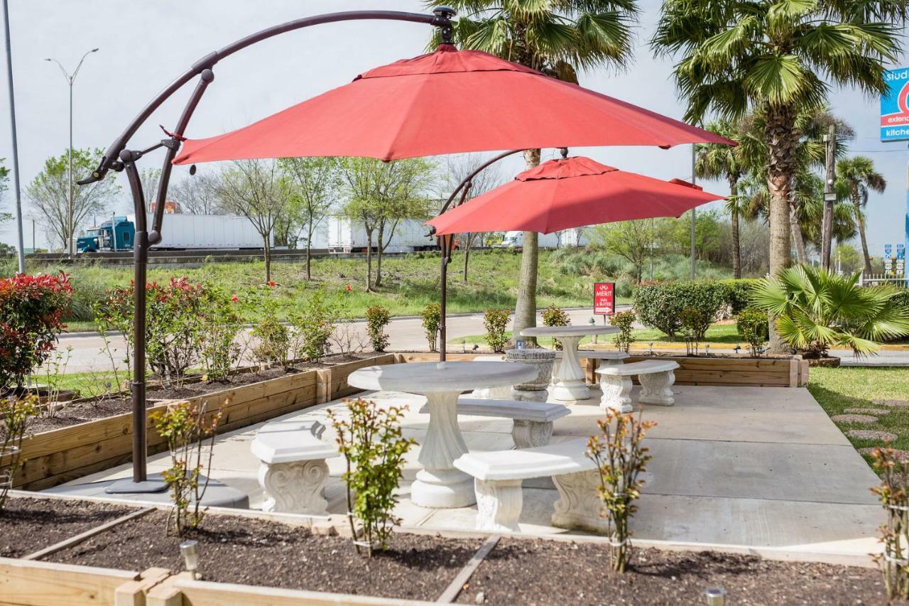 Merit Inn And Suites Beaumont Esterno foto
