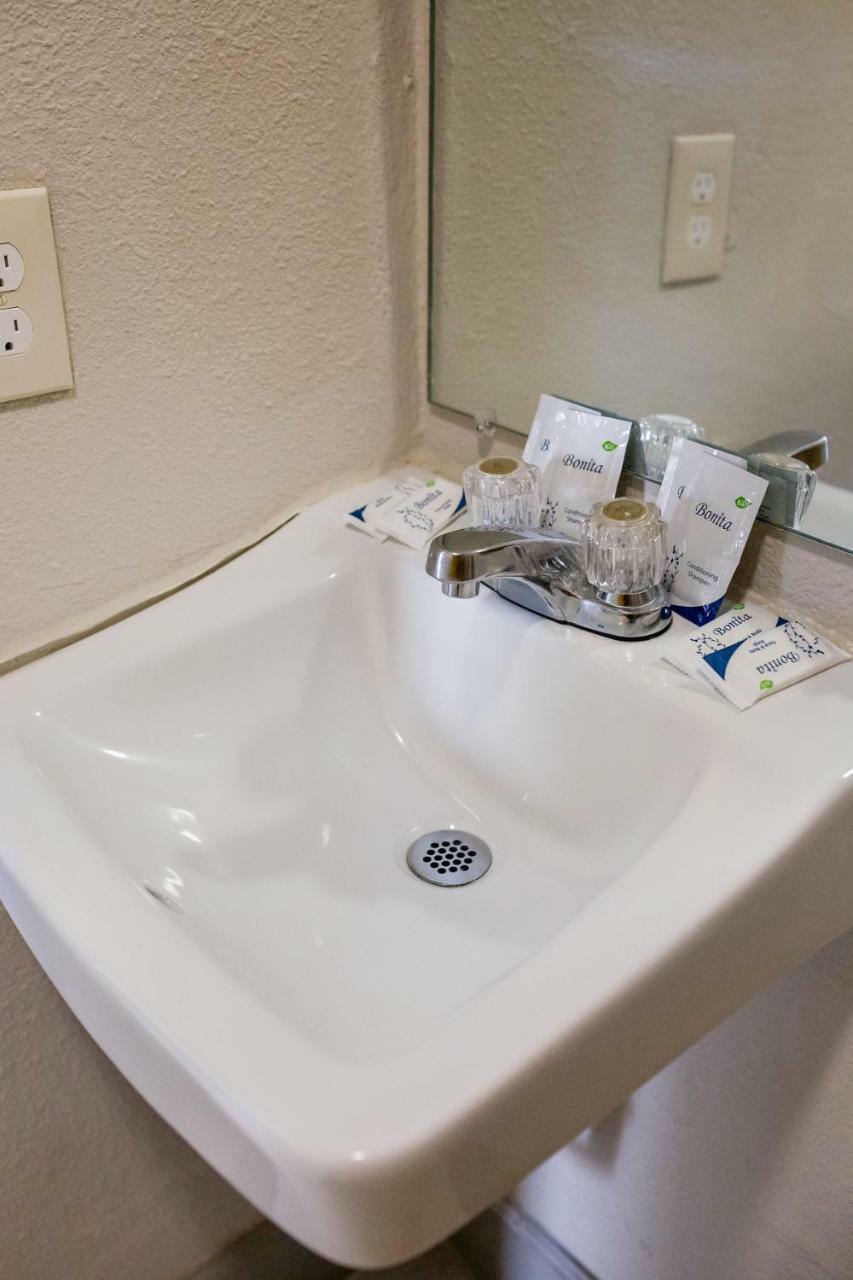 Merit Inn And Suites Beaumont Esterno foto