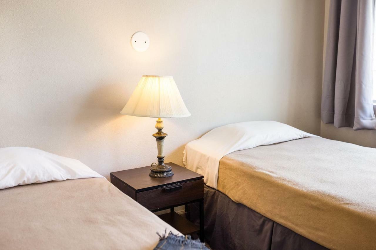 Merit Inn And Suites Beaumont Esterno foto